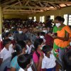 මස්කෙළිය සමන්එලිය විද්‍යාලයේ දරුවන්ට පාසල් උපකරණ සහ වියලි ආහාර ද්‍රව්‍ය බෙදා දෙයි